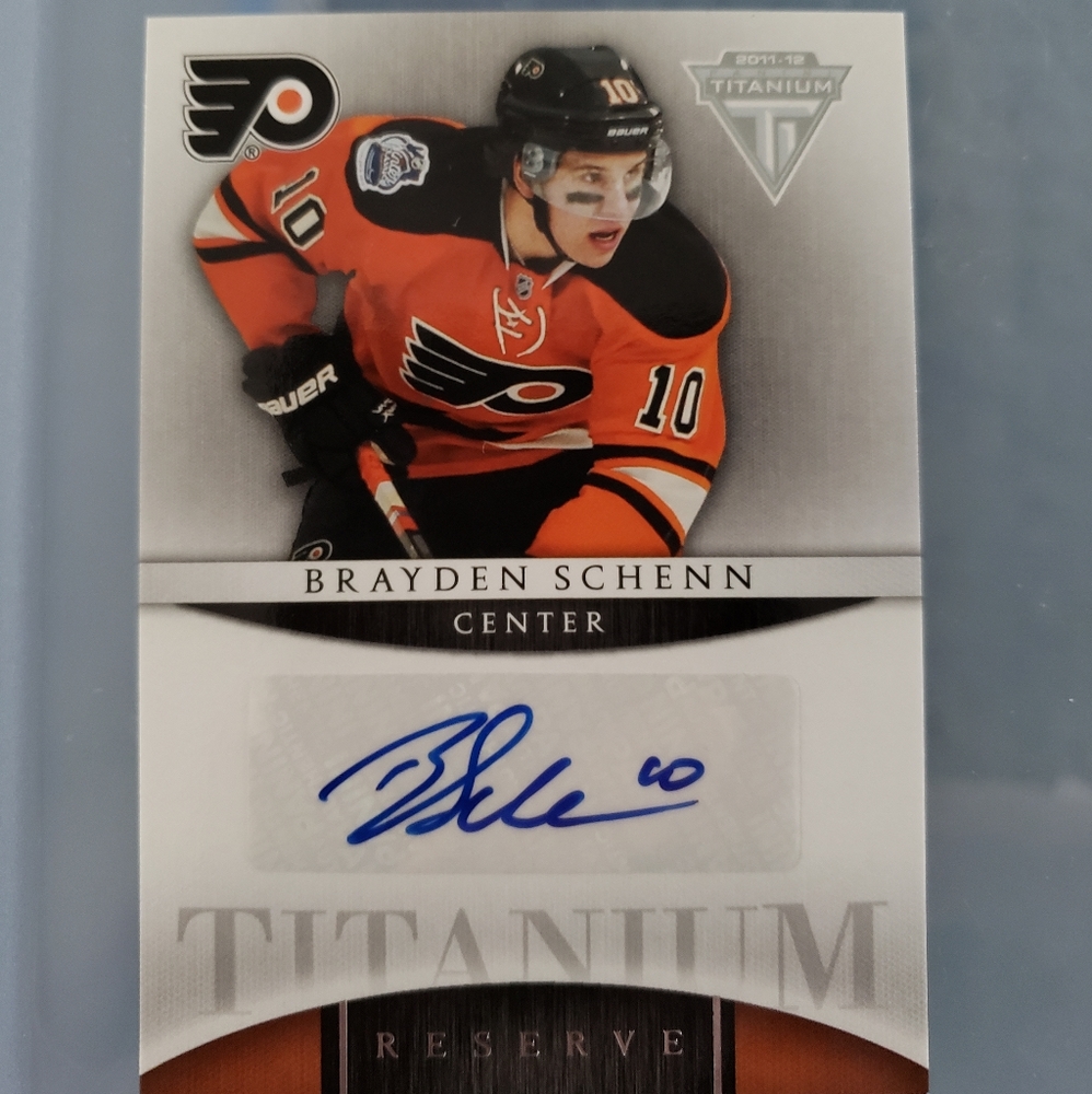 Brayden Schenn - Philadelphia Flyers - Panini Titanium Reserve - Autograph (#8)